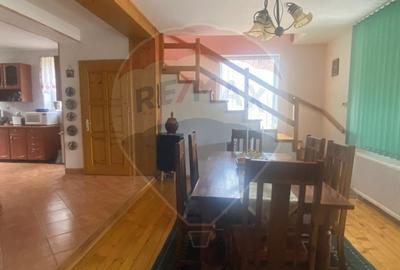 DE VANZARE Casa / Vila cu 6 camere  Podul Dambovitei/ Arges - 10