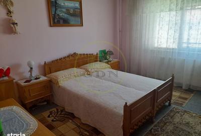 Apartament cu 2 camere decomandat în Hurez - 3