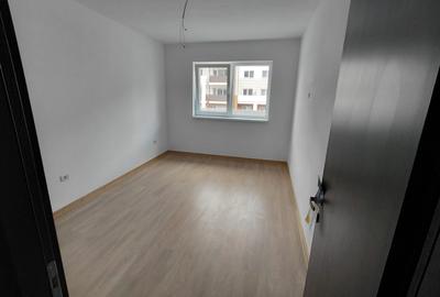 Apartament cu 2 camere semidecomandat în Sânpetru - 4