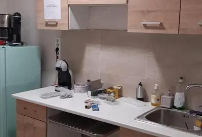 Spațiu comercial, de 111 mp, în Titan