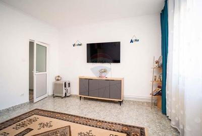 Casa / Vila cu 20 camere si teren de vanzare In Popesti Iasi - 18