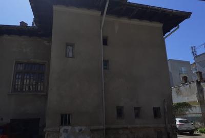 Casa in stil brancovenesc si teren 1750 mp in zona Piata Romana - 14