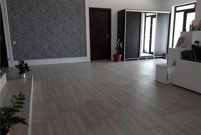 Casă cu 4 camere cu Teren 1000 Mp în Poroschia - 7