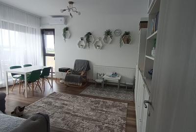 Apartament cu 3 camere decomandat în Central - 1