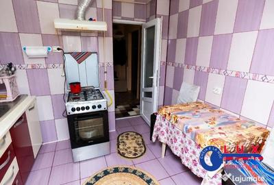 Apartament cu 3 camere decomandat în E3 - 14