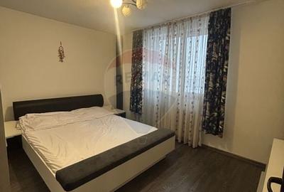 Apartament 3 camere de închiriat bloc nou lift în zona ultra Central - 5
