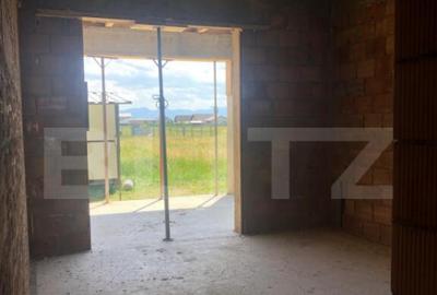 Casă cu 3 camere cu Garaj în Cristian - 5