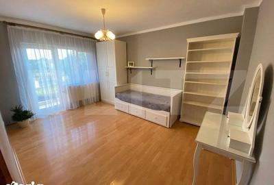 Casă cu 7 camere cu Teren 587 Mp în Răzvad - 8
