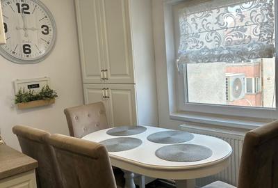 Apartament cu 2 camere decomandat în Central - 2