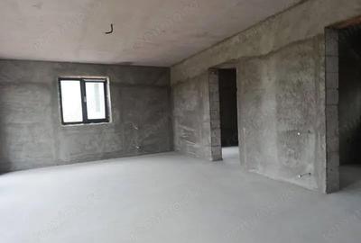 Casă cu 4 camere cu Teren 1620 Mp în Curtea de Argeș - 3