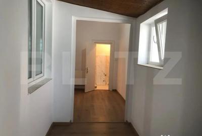 Casă cu 4 camere cu Teren 770 Mp în Titulescu - 11