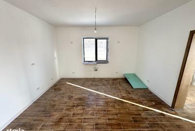 Casă cu 4 camere cu Teren 550 Mp în Aroneanu - 8