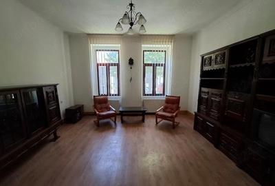 Apartament cu 2 camere semidecomandat în Funcționarilor - 2
