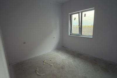 Casă cu 4 camere cu Teren 380 Mp în Sânandrei - 6