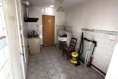 BUCOVINA - PARTER INALT - 3 CAMERE - 2 BAI - 1 BALCON - DEBARA - CENTRALA PROPRI - 14