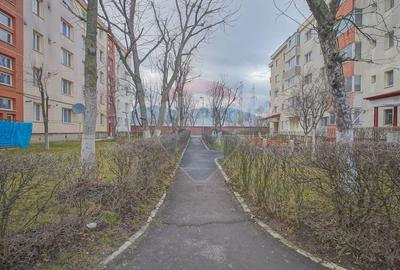 Apartament cu 2 camere de inchiriat in zona Uzina 2 - 21