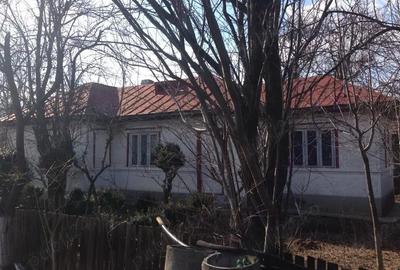 Casă cu 3 camere în Rași - 4