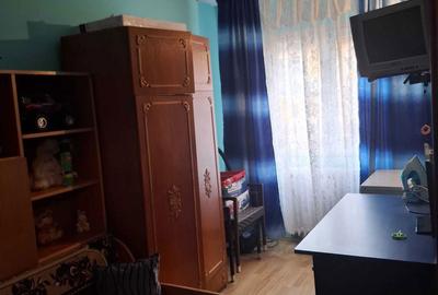 Apartament cu 3 camere semidecomandat în Central - 3
