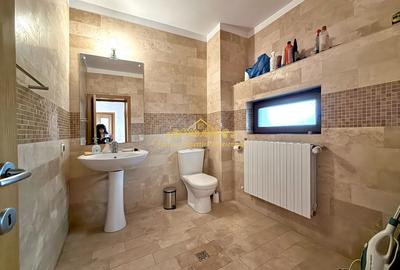 Casă individuală cu 8 camere cu Canalizare în Cotroceni - 4