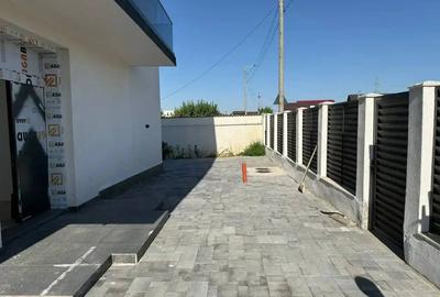 Casă cu 8 camere cu Canalizare în Dobroești - 10