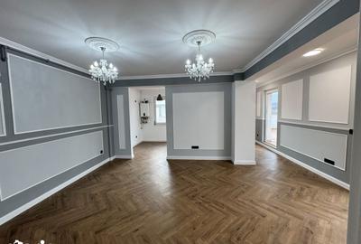 Apartament cu 3 camere în Central - 2