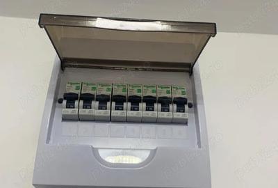 Apartament cu 3 camere semidecomandat în Central - 2