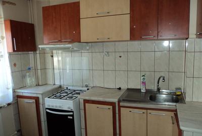 Apartament 2 camere, decomandat, etaj 2 , Zona Nord - 7