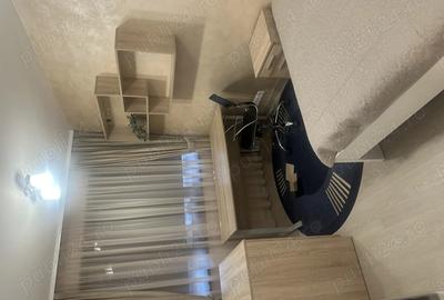 Apartament cu 3 camere decomandat în Cornișa - 2