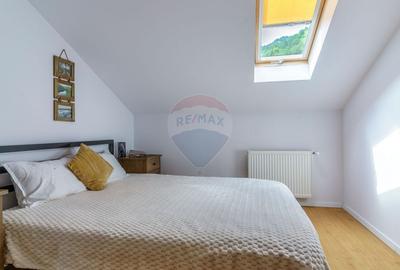 Casă cu 10 camere cu Canalizare în Mărișel - 28