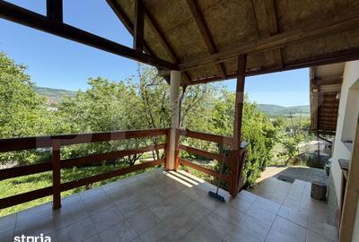 Casă cu 4 camere cu Teren 800 Mp în Central - 9
