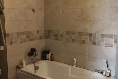 Apartament cu 3 camere decomandat în Central - 2
