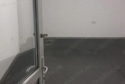 Spațiu comercial, de 28 mp, în Central - 2
