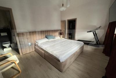 Apartament cu 3 camere semidecomandat în Central - 3