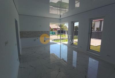 Casă individuală cu 3 camere cu Canalizare în Dancu - 4