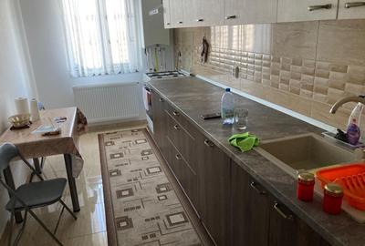 Apartament cu 2 camere decomandat în Roșu - 3