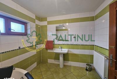 Casă cu 4 camere în Central - 1