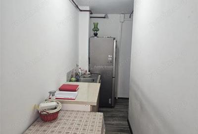 Resita, Garsoniera, Et. 2, Calea Caransebesului - 4