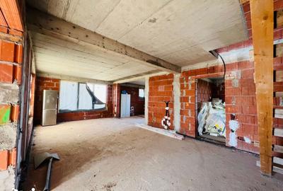 Casă cu 5 camere cu Teren 743 Mp în Oșorhei - 7