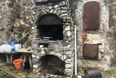 Doua case la pre? de apartament - 2