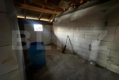 Casa la rosu 4 camere - 200 mp -zona Barabanti - 10