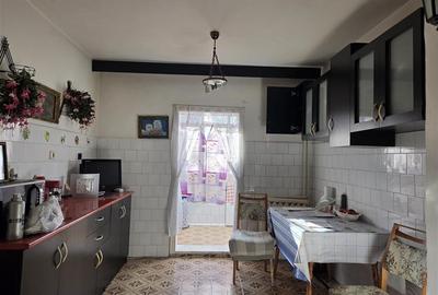Apartament cu 2 camere decomandat în Decebal - 9