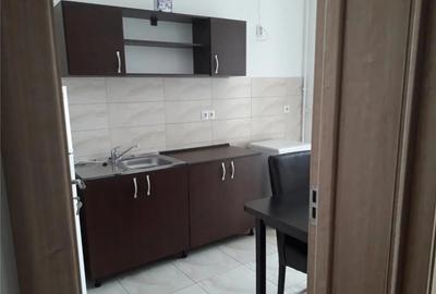Garsonieră decomandată în Complex Studențesc - 3