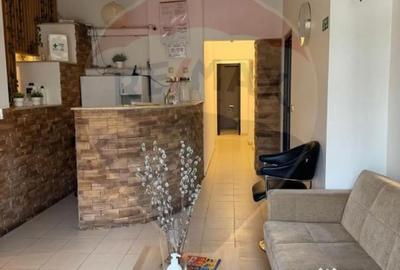 Spațiu comercial, de 132 mp, în Lacul Tei - 2