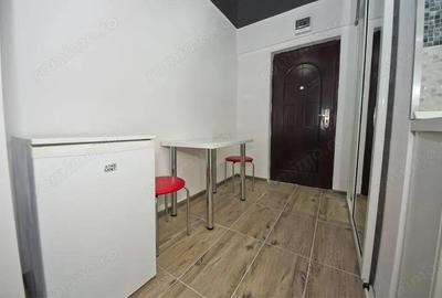 Garsonieră decomandată în Țiglina 1 - 2