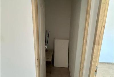 Apartament cu 3 camere decomandat în Central - 8