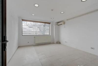 Casă cu 3 camere cu Canalizare în Drumul Taberei - 11