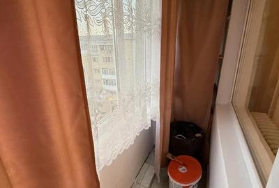 Garsonieră decomandată în Central - 6