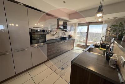 Penthouse exclusivist cu vedere panoramică – Zona Armenească - 3