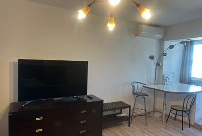 Garsoniera  Cal. Victoriei langa Hotel Radisson,bloc solid,termoizolat - 9