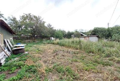 Casă cu Teren 1415 Mp în Zărnești - 2